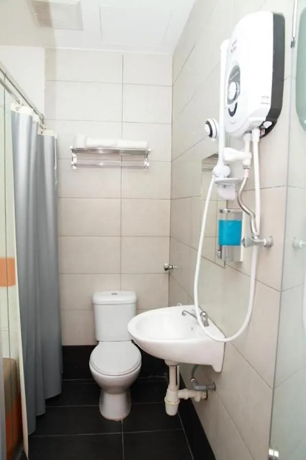 קואלה לומפור 1 Hotel Kuchai Lama 3*, קואלה לומפור מלזיה