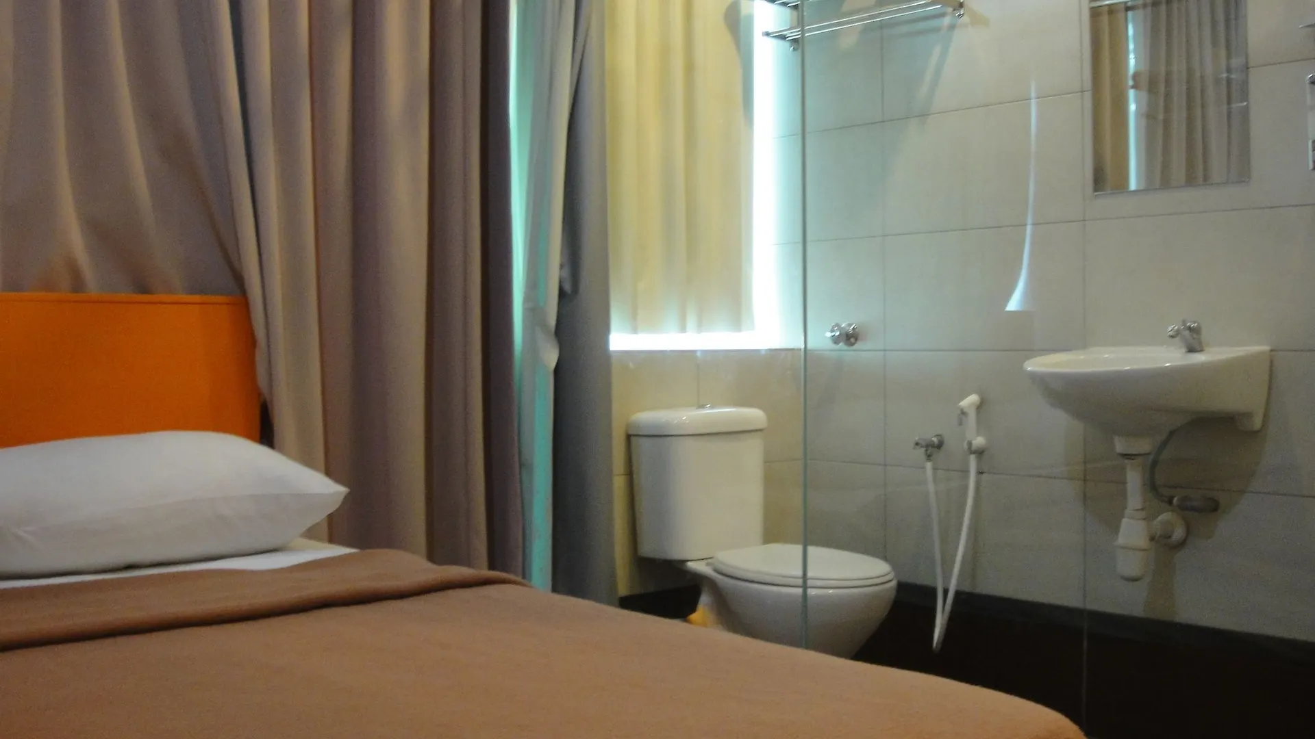 קואלה לומפור 1 Hotel Kuchai Lama