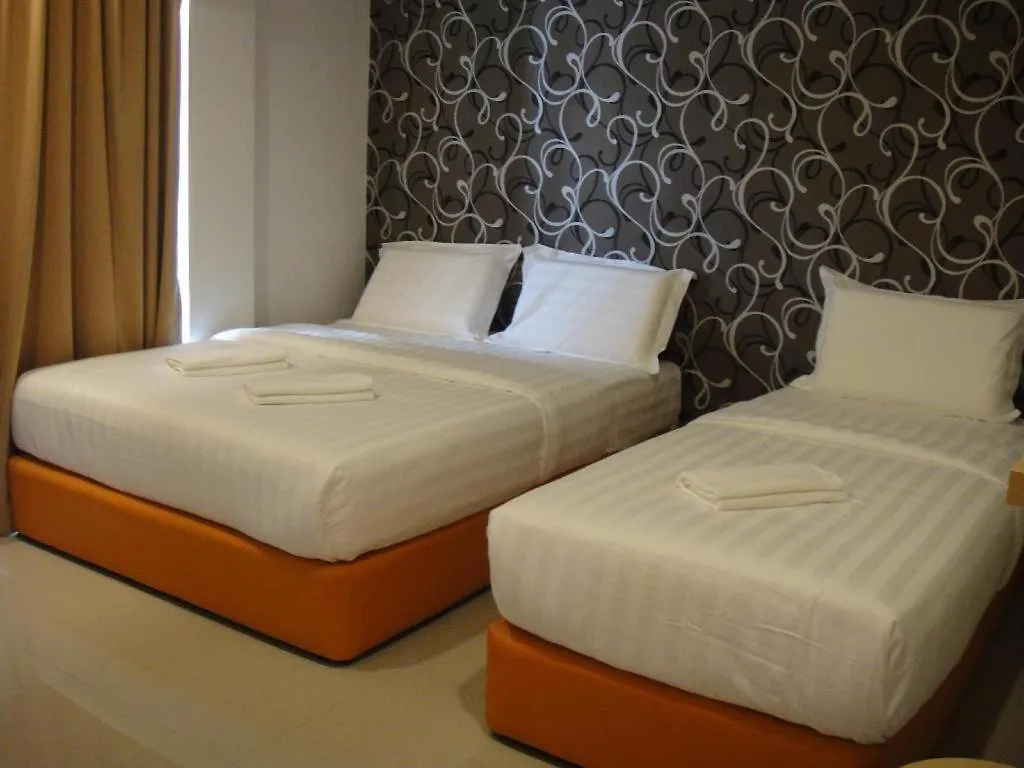 1 Hotel Kuchai Lama Kuala Lumpur 3*,