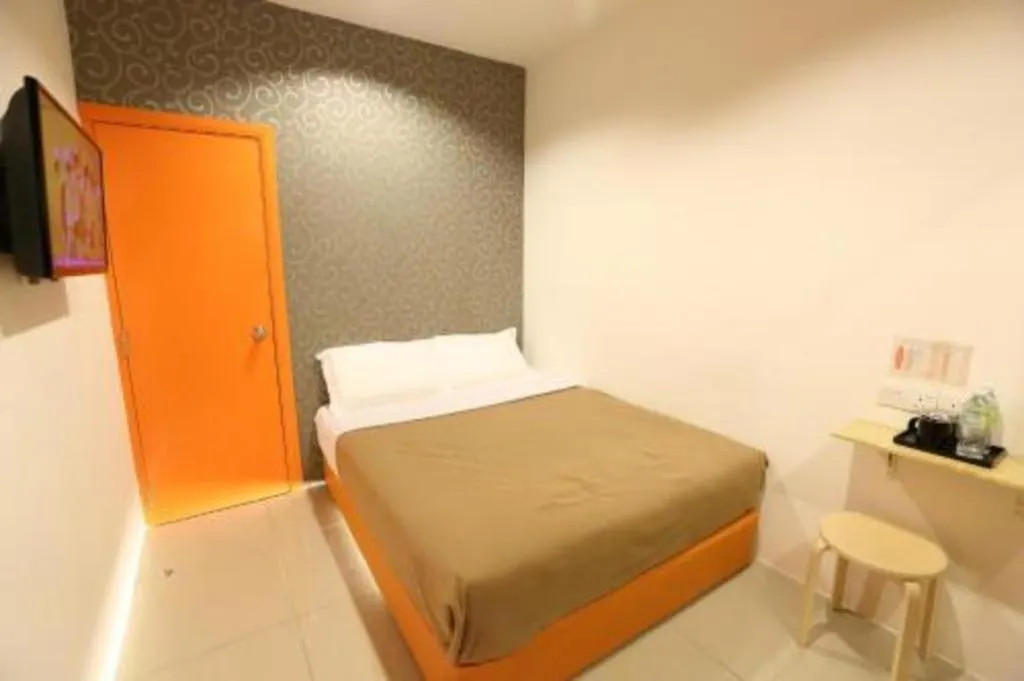 1 Hotel Kuchai Lama Kuala Lumpur 3*,